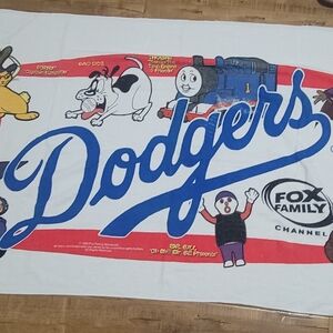 Vtg 1998 Los Angeles Dodgers FOX Family Channel Cartoon Beach Towel MLB